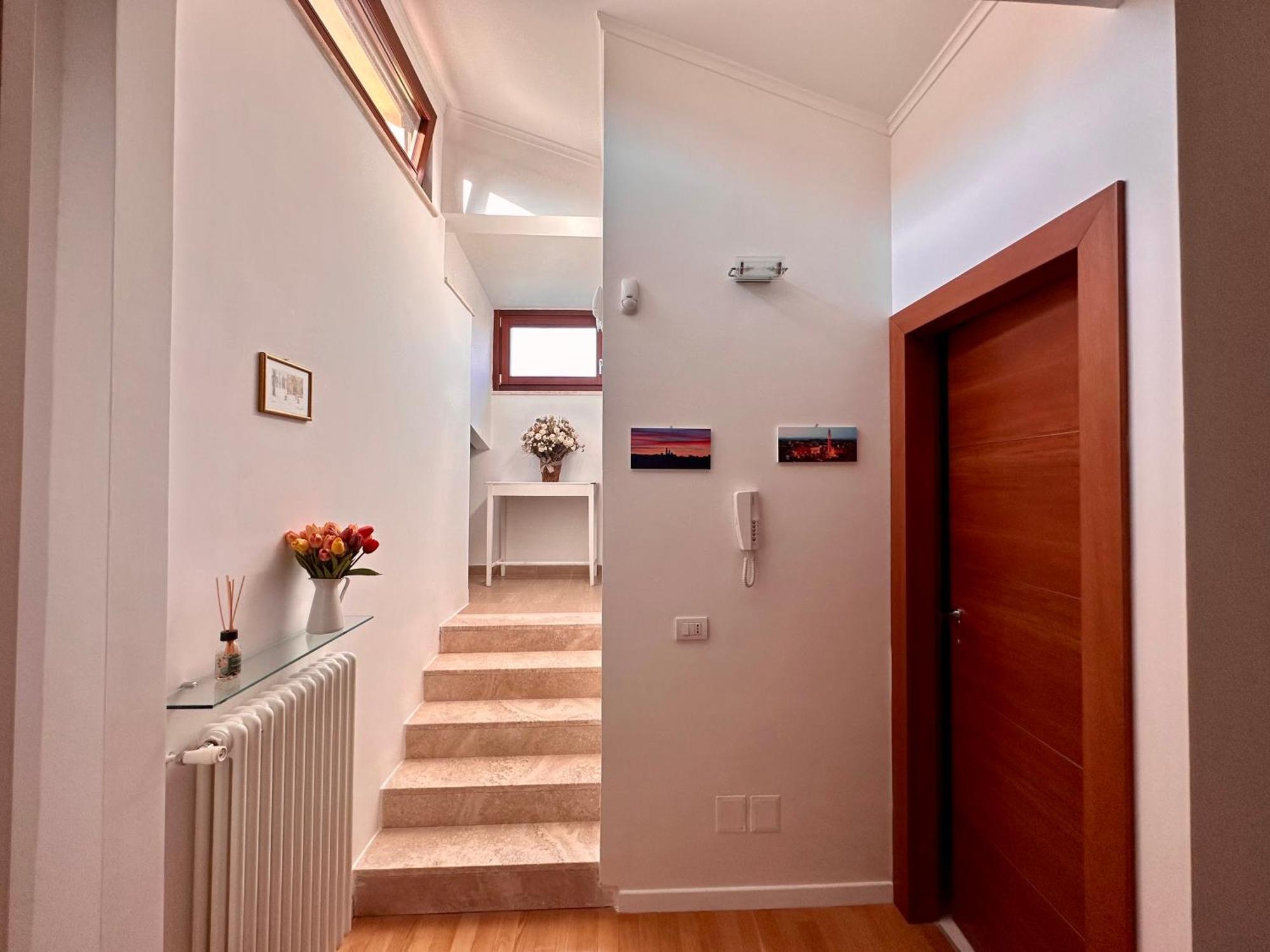 Sisters' Home - Appartamento Nel Centro Storico Con Terrazzo, Aria Condizionata E Vasca Da Bagno 시에나 외부 사진